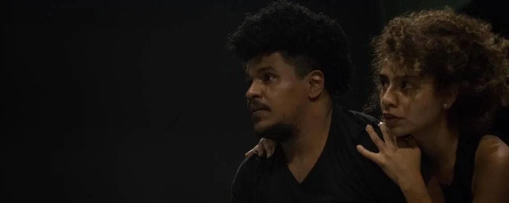 A voz do negro e a carpintaria teatral