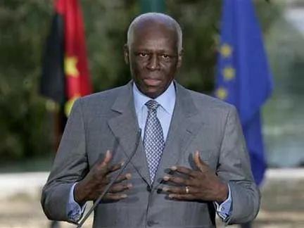 Angola pede Moratória para pagar dívida à China