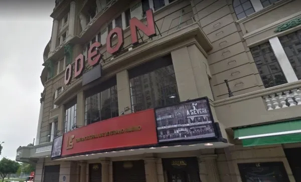 Entrada do Cine Odeon no Rio de Janeiro / Imagem retirada da Internet