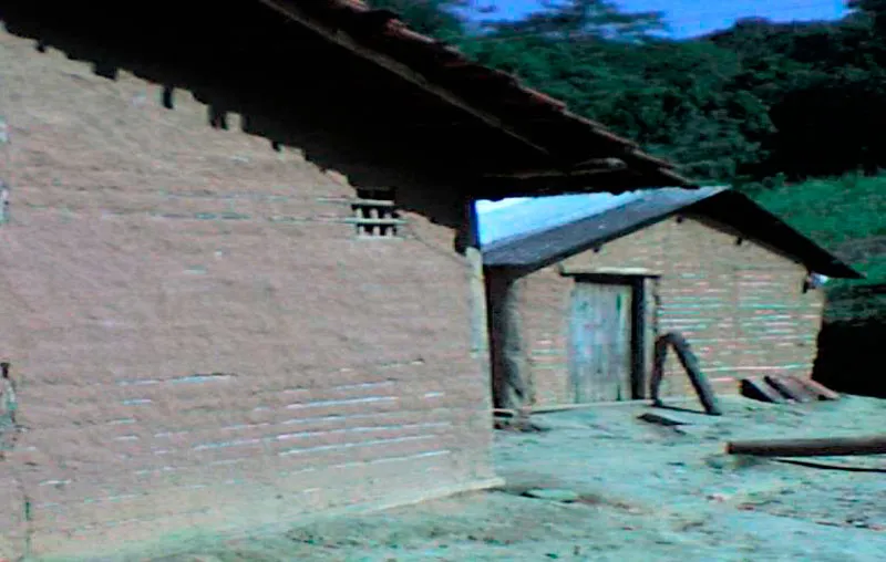 casinha_pau_a_pique_quilombo2