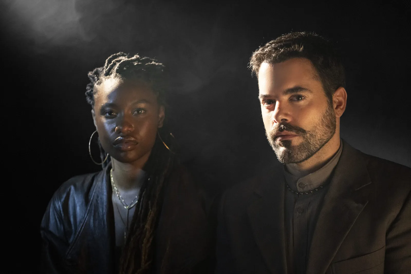 Espetáculo de Alessandro Marson, com direção de Breno Sanches, “Pandemônio” estreia em 1º de agosto no Teatro Poeirinha, em uma atmosfera distópica (talvez não tão distópica assim)