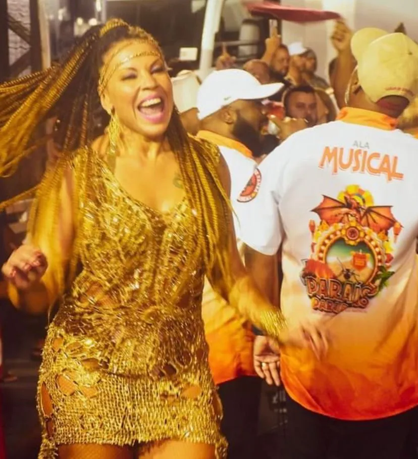 Gladys Altafini é a nova musa da Ala dos Compositores da Dragões da Real