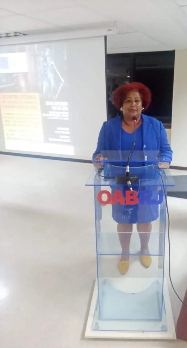 Margot Ramalhete lidera conquista de novas diretrizes a respeito de Intolerância Religiosa e a Lei do Silêncio