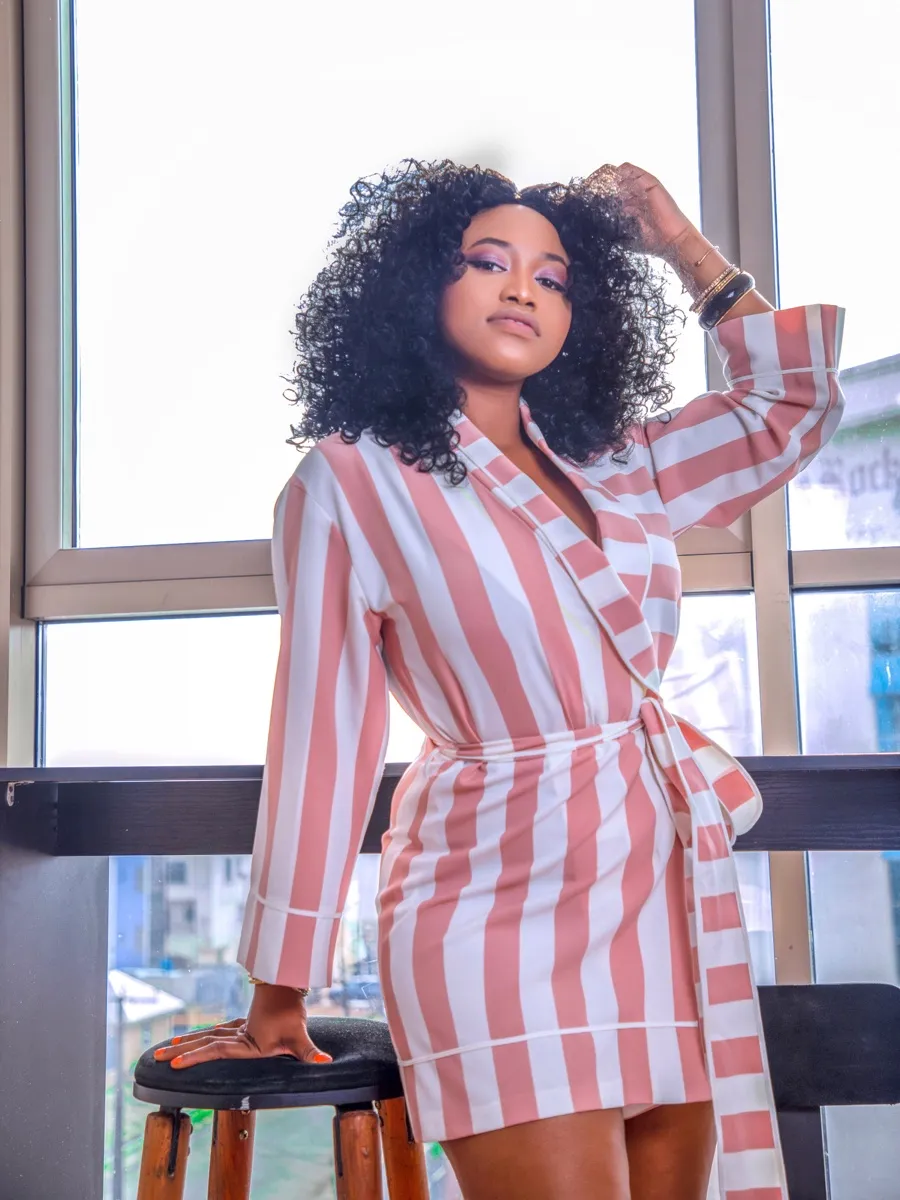 MARY EDORO É uma das Editoras de moda mais influentes no Continente africano.