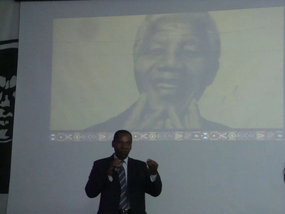 Nelson Mandela e Carolina de Jesus estarão com Zumbi na Sala São Paulo
